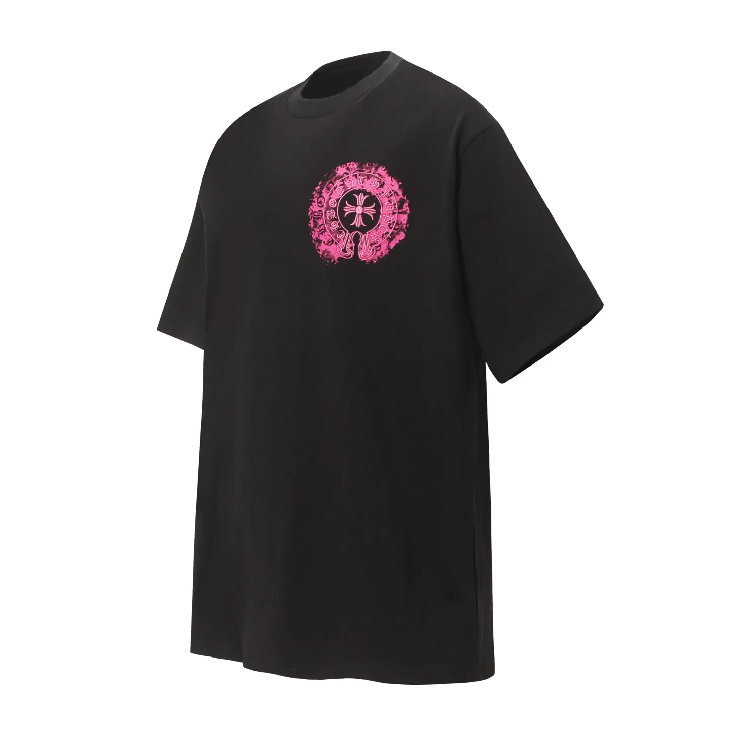 P170 Chrome Hearts CH Chrome Hearts Sanskrit horseshoe embroidered short-sleeved T-shirt. Printed by direct injection imported machine. Hardware accessories are all milled and customized. Correct configuration. Black 2025 Chrome Hearts authentic packaging. 280 grams of custom-dyed double yarn cotton. Large version. Loose and stylish. Different from lower versions, slim and long version with upper body and hip stretch. 100% commitment: top quality. Not fast food. The highest version on the market. Top quality - different from ordinary versions on the market. If you care about quality, you should also respect the price. Absolutely 0 after-sales service and 0 return rate so far. It’s hard not to love the style - 280g double yarn cotton custom dyed fabric - Correct high-density main mark, washed tag, hand-sewn